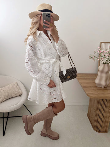 Robe en broderie anglaise et ceinture CARELI