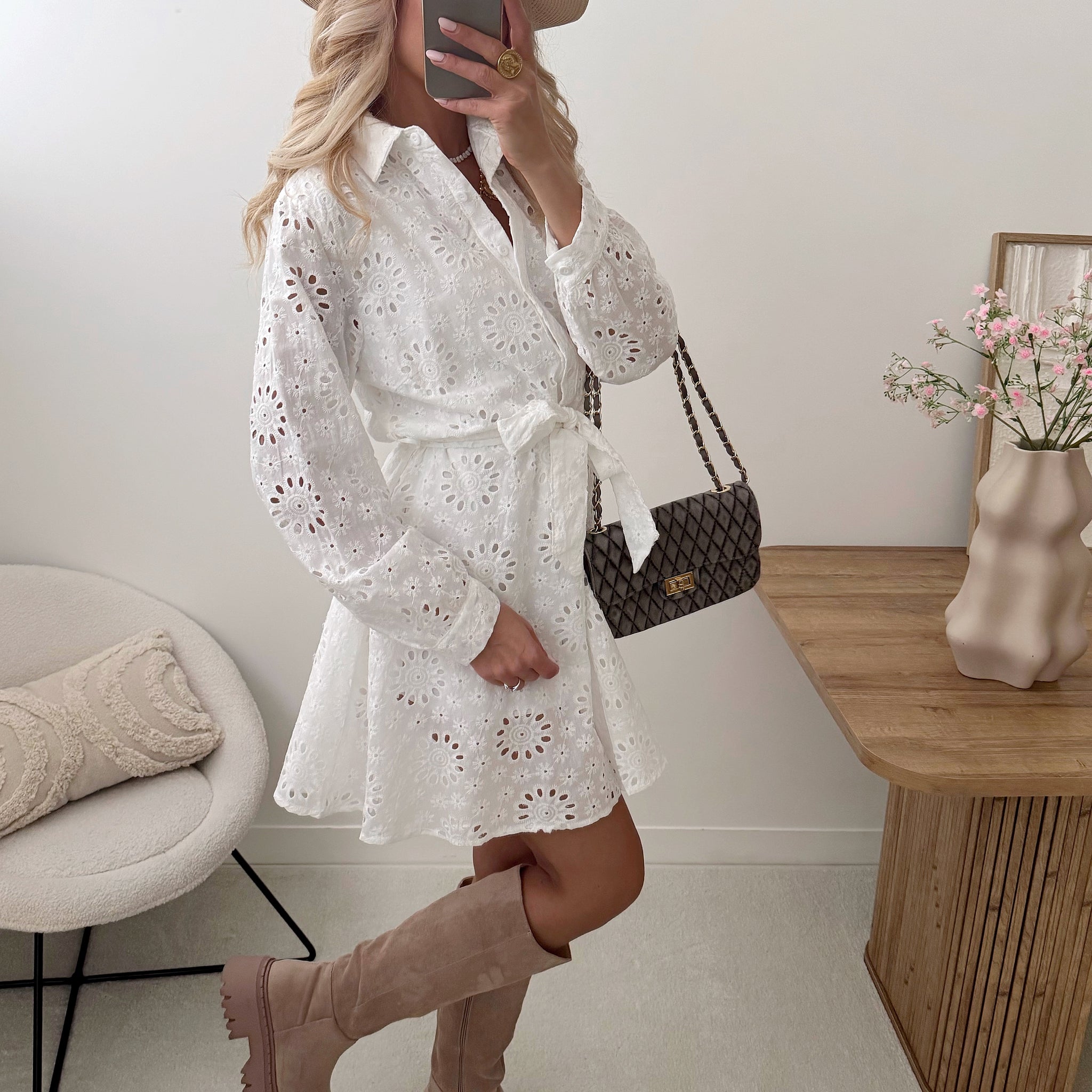 Robe en broderie anglaise et ceinture CARELI