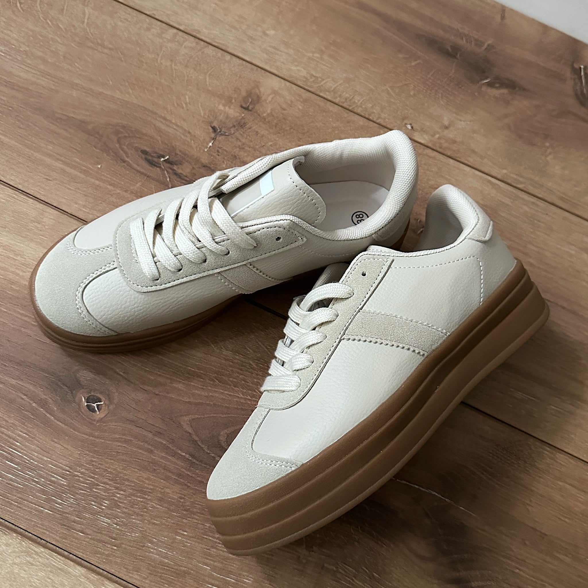 Sneakers URIA