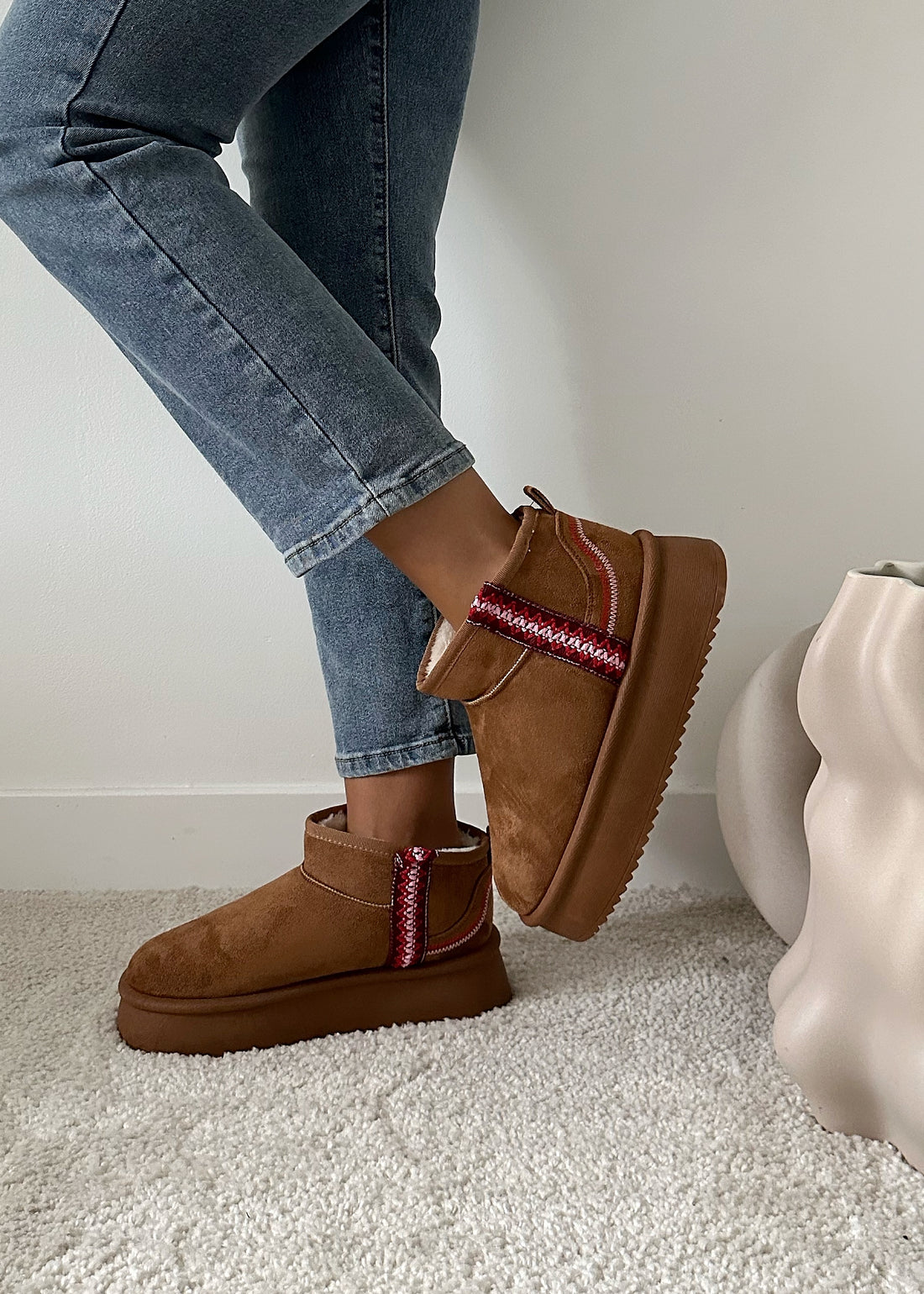 Boots MANI