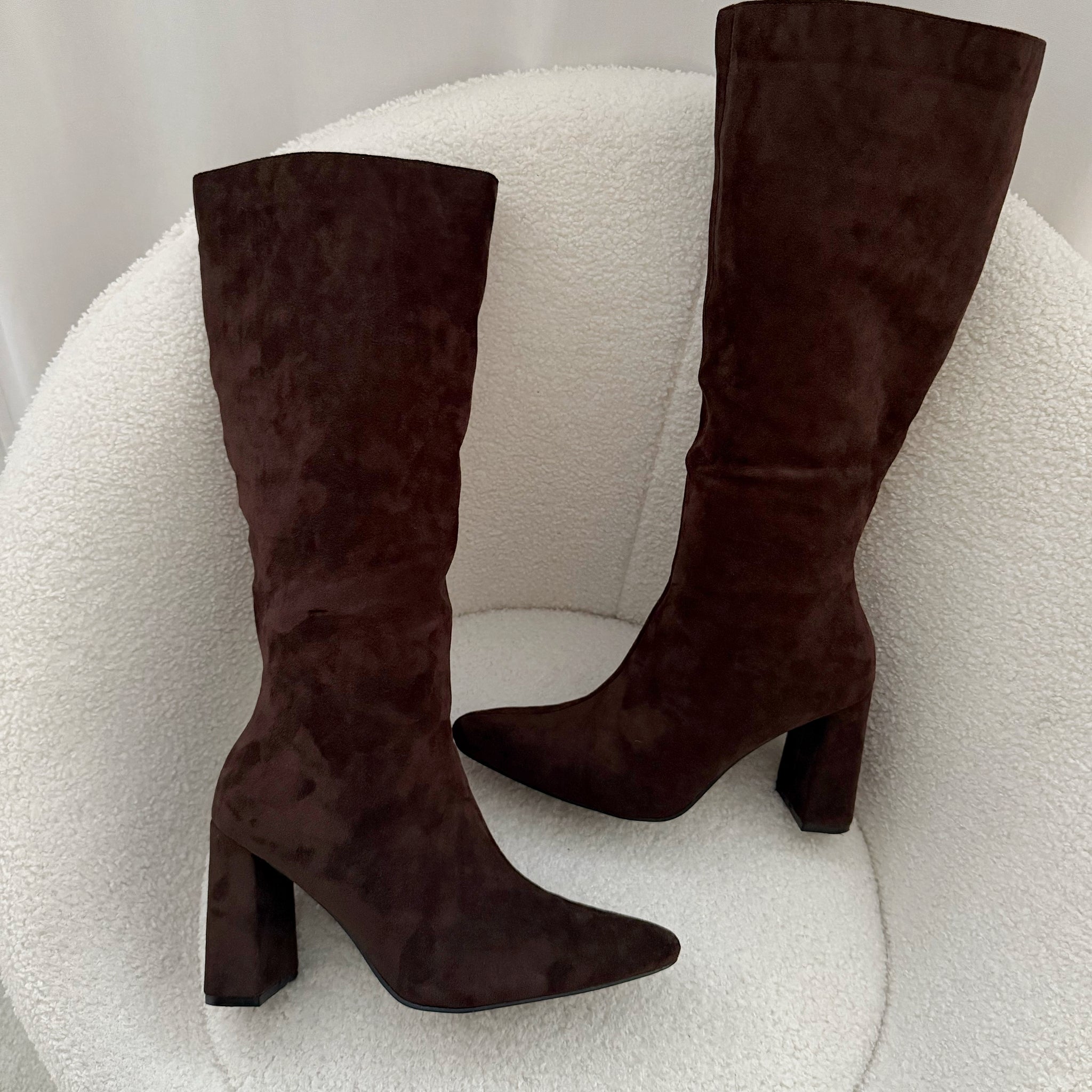 Bottes à talon en suédine ANIKA