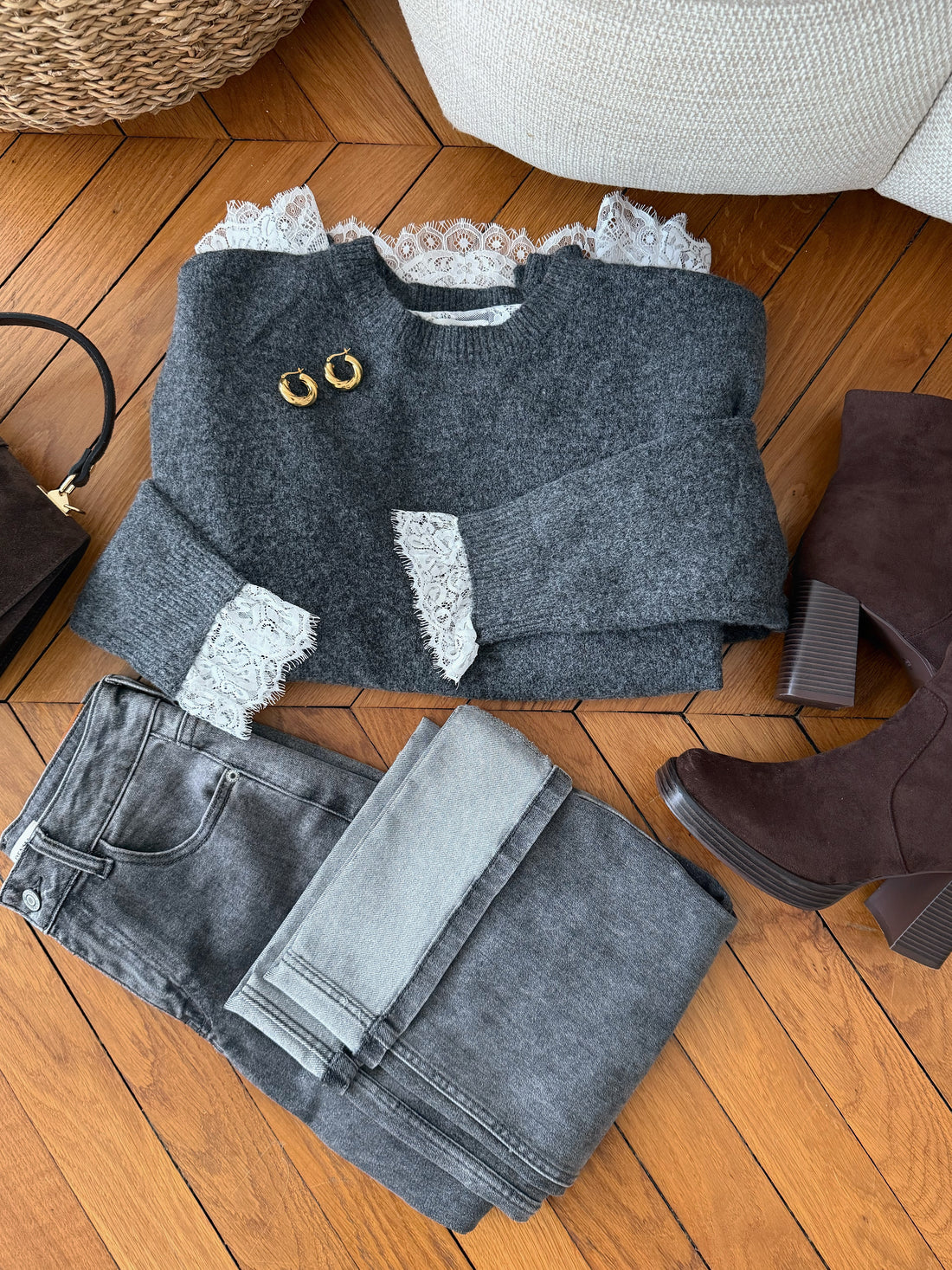 Maille oversize et dentelle MONCEAU