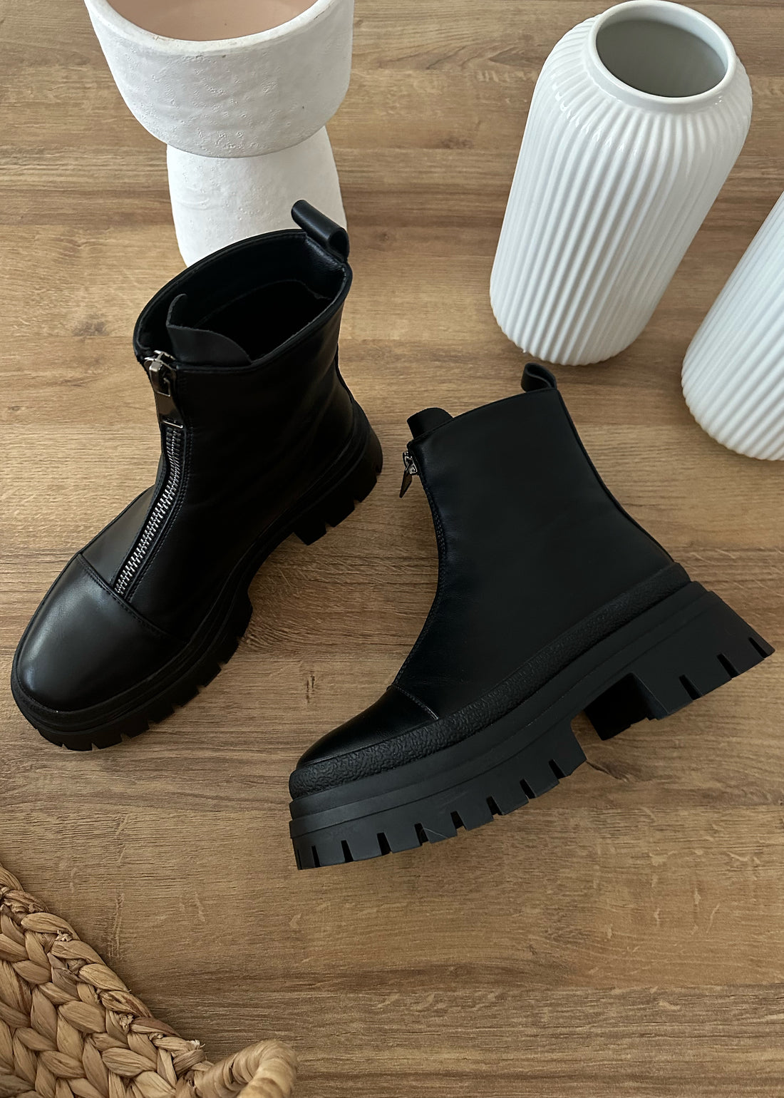 Bottines noires zippées à plateforme